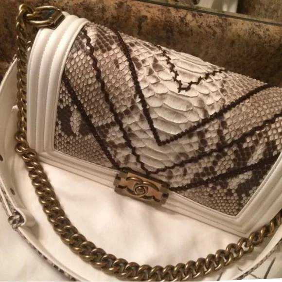 RARE PYTHON CHANEL LE BOY BAG - Picture 2 of 16